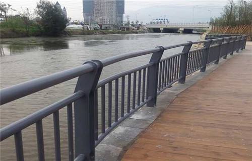 河道護(hù)欄